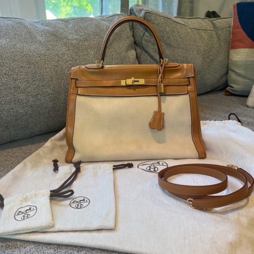 Hermes’ vintage Kelly 35 toile